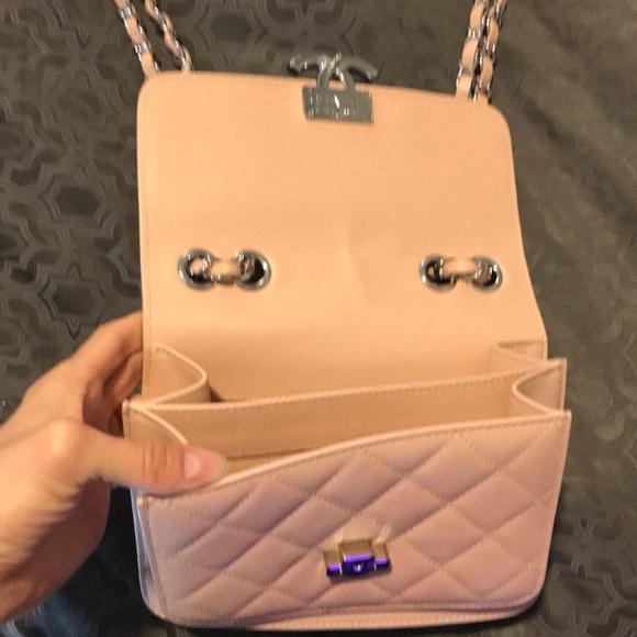 Chanel bag - Picture 2 of 8